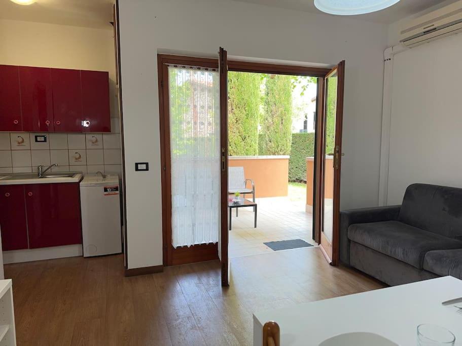 5' From Punta Gro Beach With Free Swimming Pool Sirmione Exteriör bild